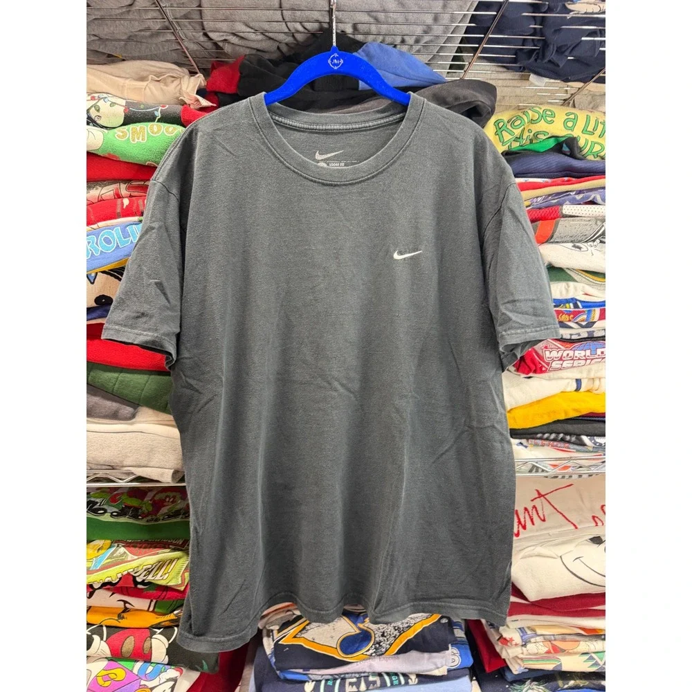 Nike Mens Loose Fit Short Sleeve Swoosh T-Shirt Charcoal Gray Size M 5791